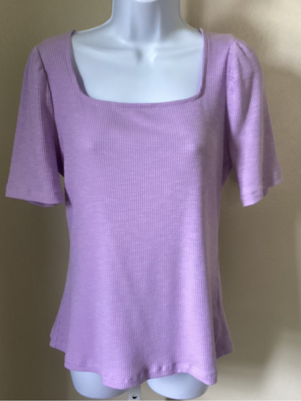 Anne Klein Ribbed Short Sleeve Top in Lavender Size M